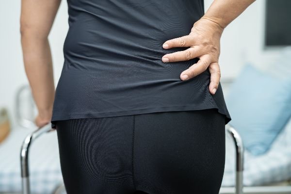 resized_asian-lady-patient-pain-her-back-waist-and-orthop-2025-02-25-02-12-43-utc