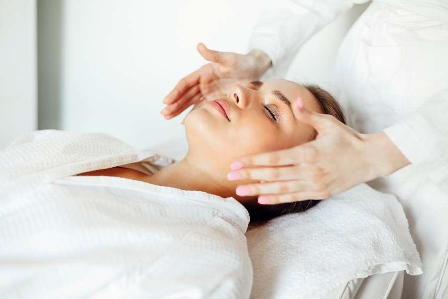 Why Choosing the Right Massage Therapist Matters for Your Wellness