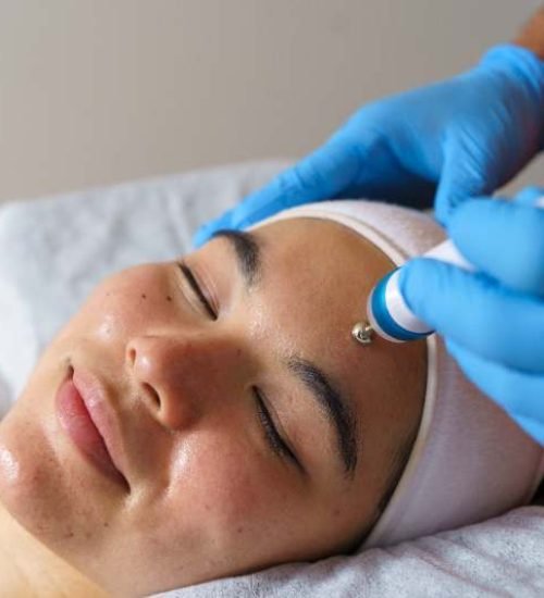 resized_beautician-using-a-modern-device-for-acne-scar-rem-2025-03-30-18-19-24-utc