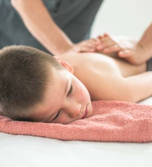 resized_masseur-gives-the-child-a-back-massage-kids-massa-2025-03-25-18-57-08-utc resized_masseur-gives-the-child-a-back-massage-kids-massa-2025-03-25-18-57-08-utc